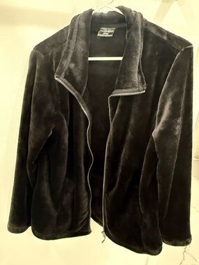 NWOT 32 Degrees Women's Black Plush Zip-Up Jacket